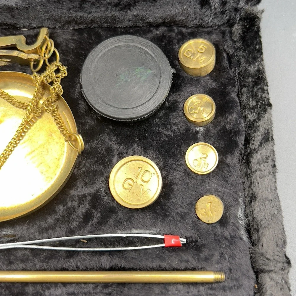 Vintage Black Velvet box with Brass Balance Scales and Weights Travel w/ box‎